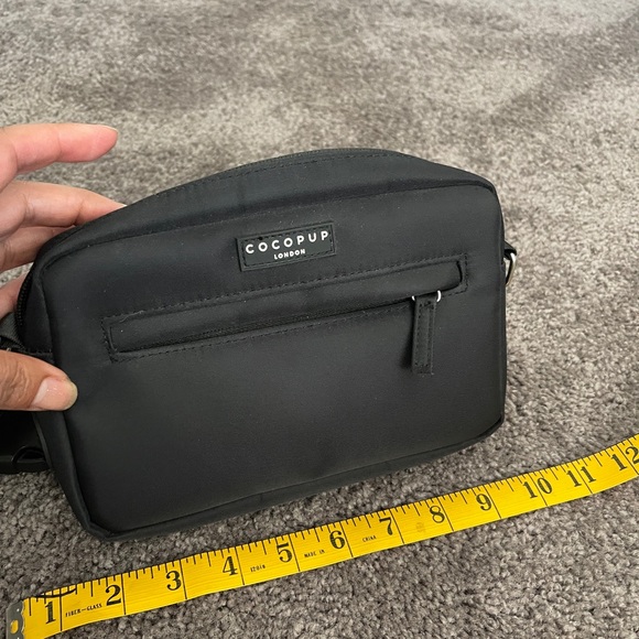 Cocopup crossbody/ waist pack - Picture 3 of 3